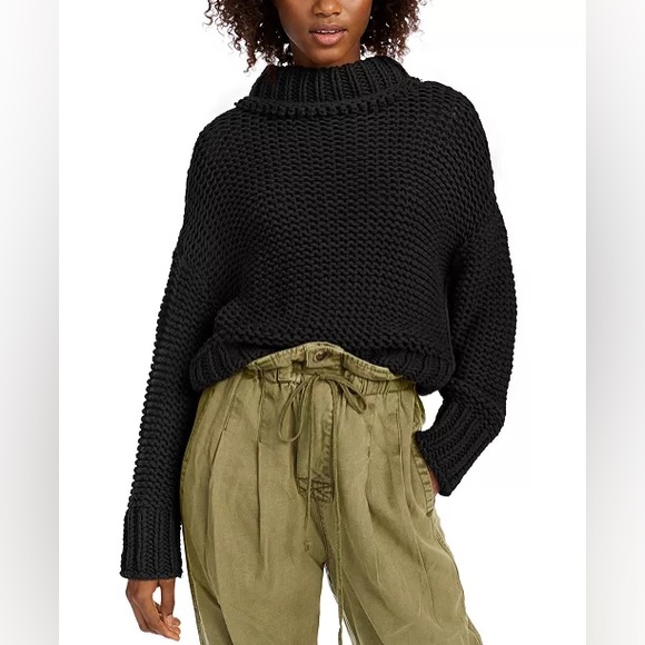 Free People 'My Only Sunshine' Chunky Knit
Mock Neck Sweater in Black Medium - Picture 3 of 15